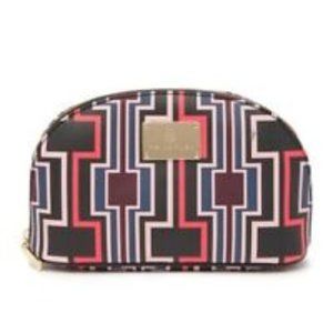 Trina Turk – Printed Saffinao Dome Cosmetic Case.